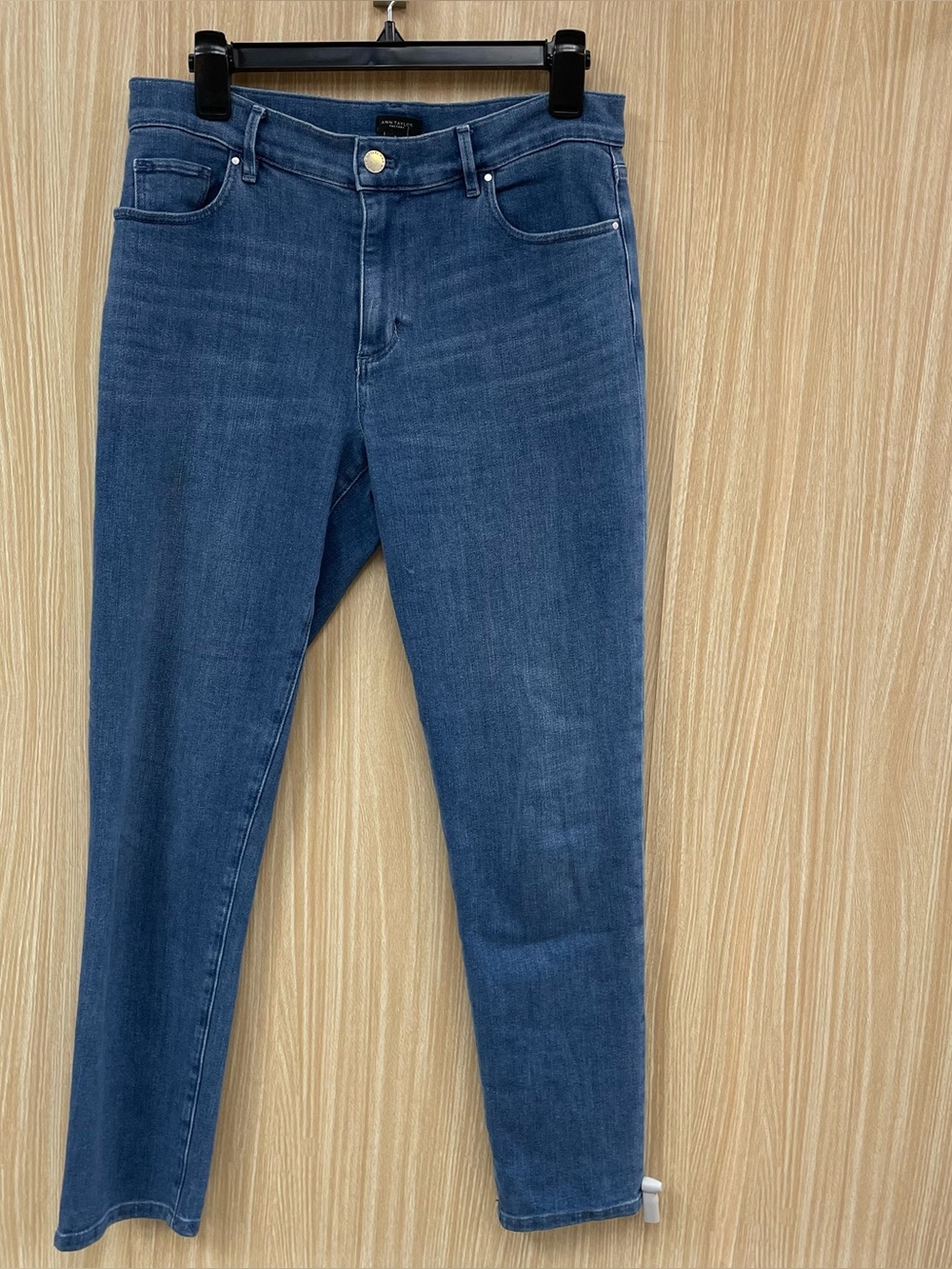 ann taylor blue jeans size 6